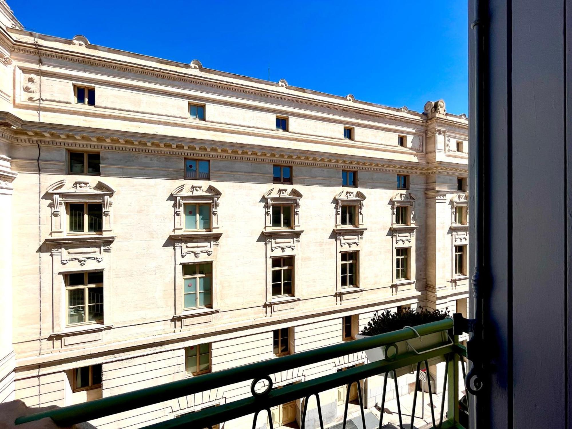 Hotel Le National