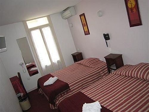 Hotel Le National 2*